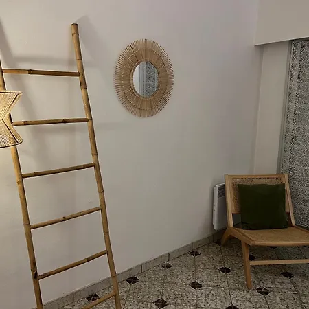 Apartment Joli T2 47m2 Au Calme Absolu, A 2 Pas De La Gare Avec Parking Prive